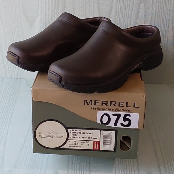 NIB MERRELL Women's Shoes SIZE: 6 / #075 - Picture 8 of 9